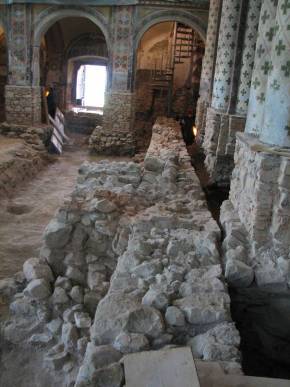 6. sz. fotó: A középkori templom falmaradványa (Babos R.)
